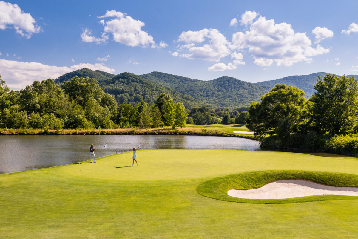 10 Ways to Enjoy Spring at The Cliffs