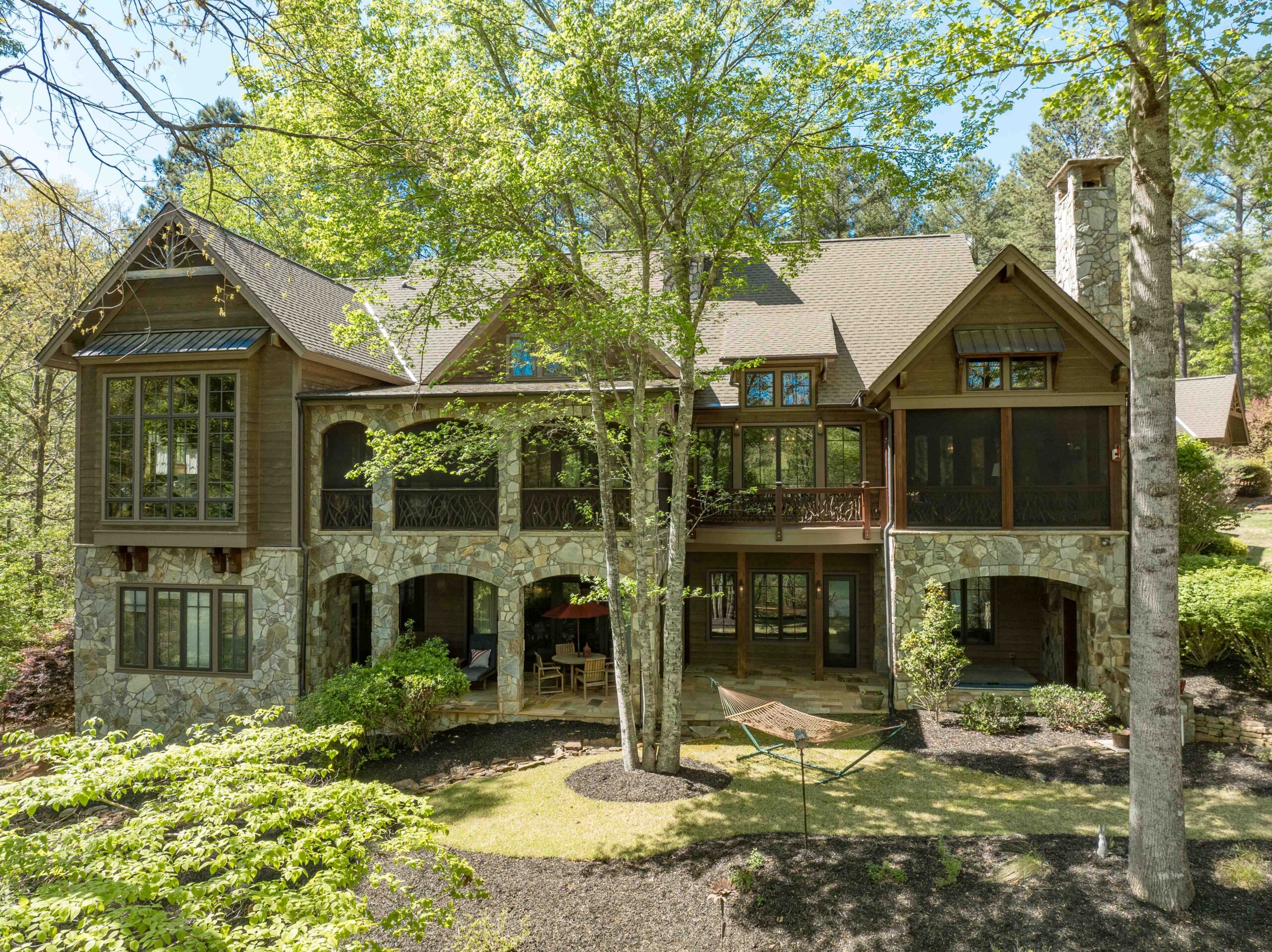 the cliffs at lake keowee