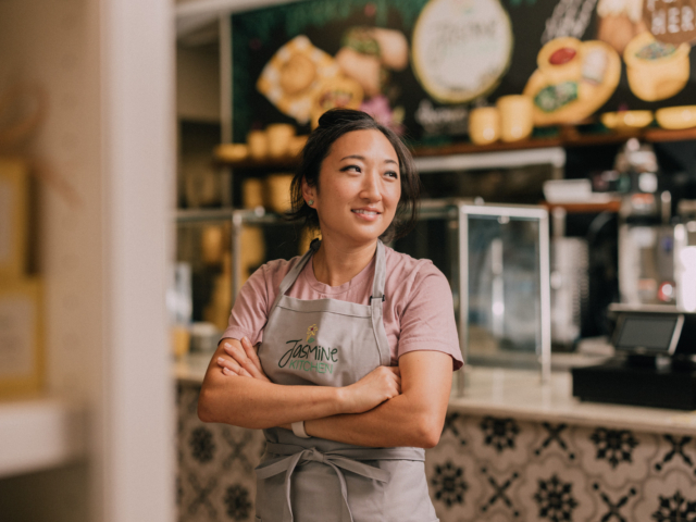 2023-09-26 TOWN – Chef Tina of Jasmine Kitchen by Photographer Jack Robert