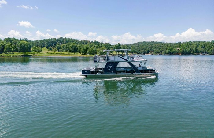 2023-07-11 Cliffs Living, Magnificent 7 Boat by Photographer Jack Robert